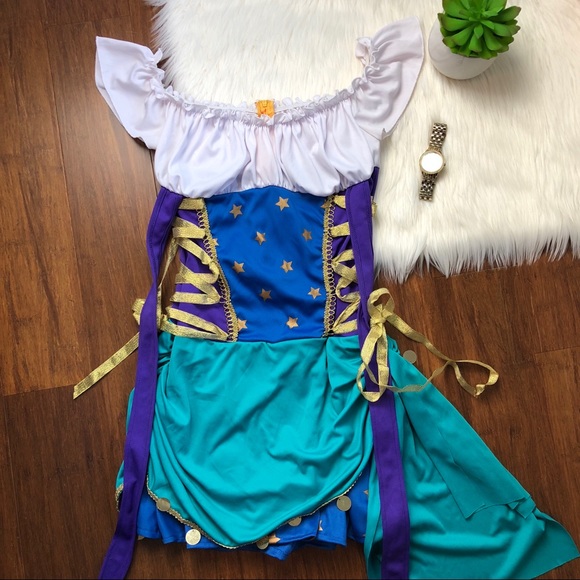 Women’s Halloween Gypsy Costume - Picture 2 of 5